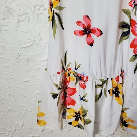 Old Navy White Floral Cami Dress - Picture 3 of 6
